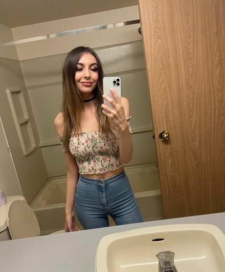 ChloeNight model nudes archive