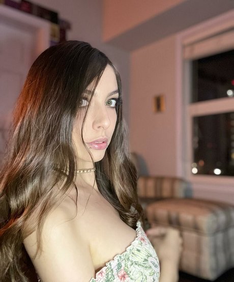 ChloeNight sex star image