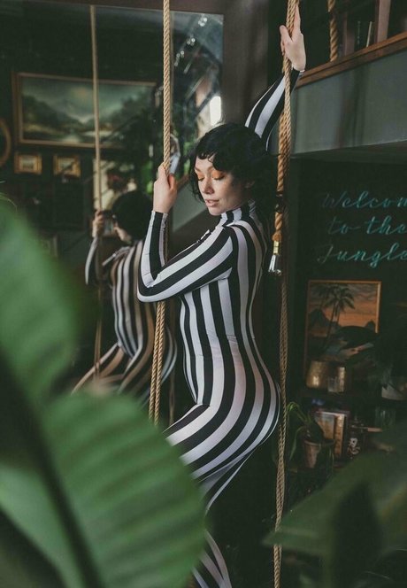 matildassecret star top photos