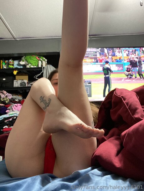 haleyyy4201 star free picture