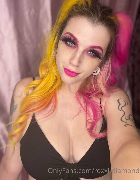 Roxxi Diamond model photo