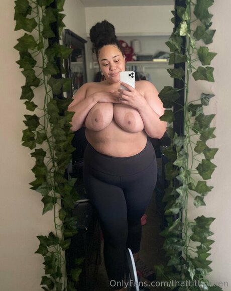 Ms Champagne hd model pictures