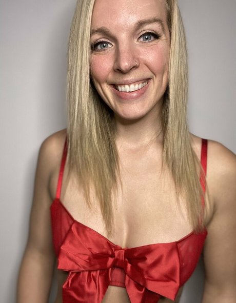 Missy Darling star porn picture