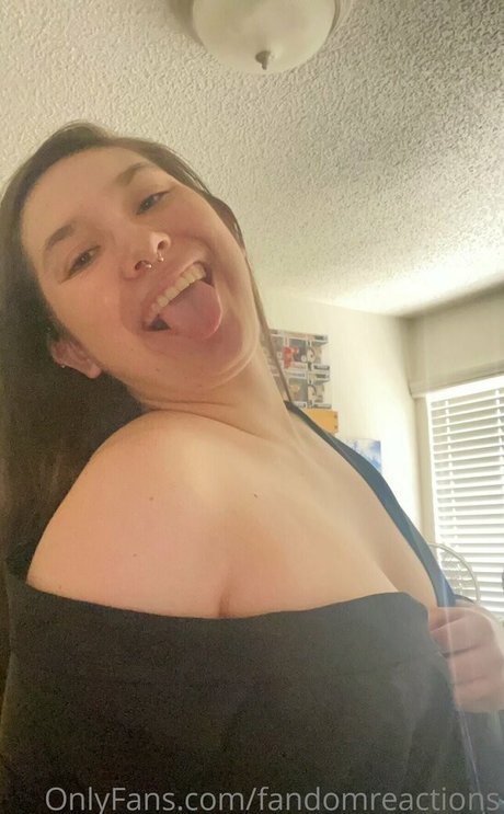 gloves onlyfans nice photos