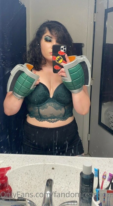 hot onlyfans top pic