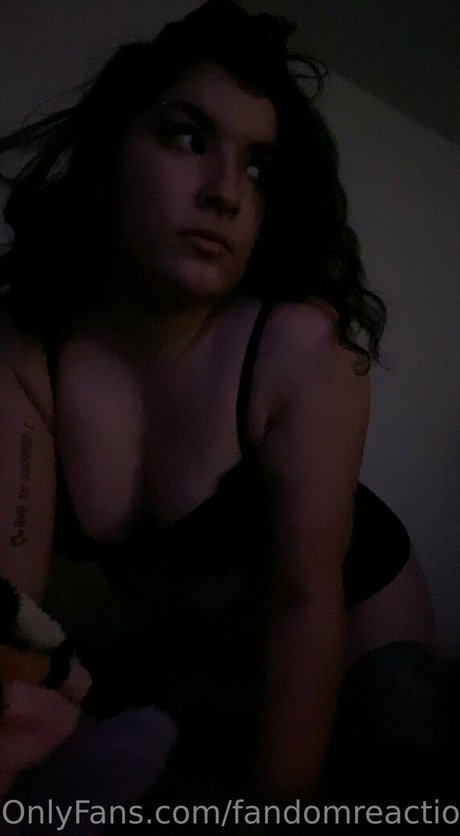 FandomReactions pornstar hot photo