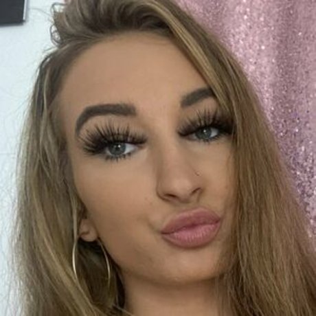 Alessia Luna model porn picture