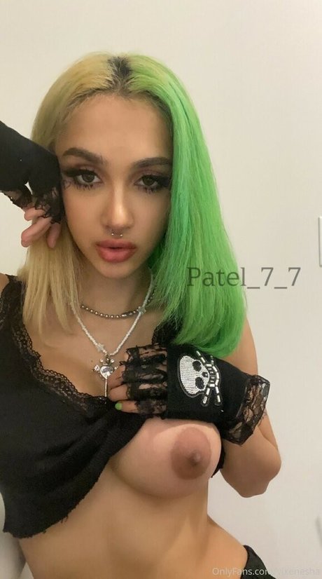 Vixenesha exclusive model gallery