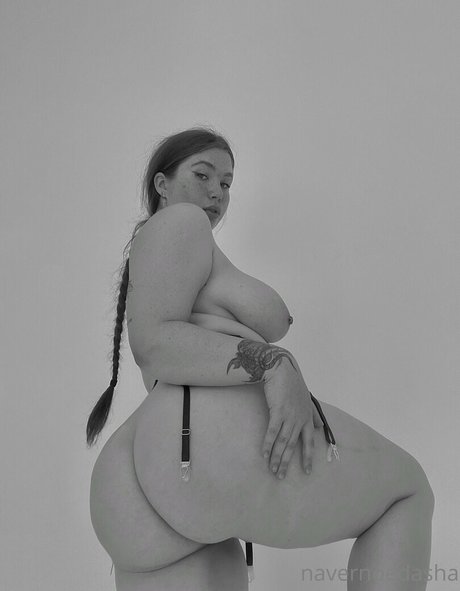 dasha rodkevych model naked photo