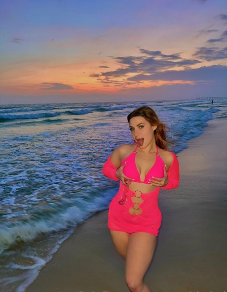 Sweetbbybai star nude photo