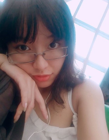 Chono Black model art pictures