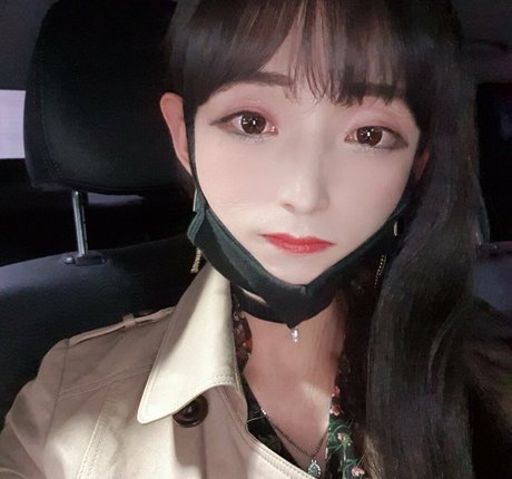 Pandor a exclusive model gallery