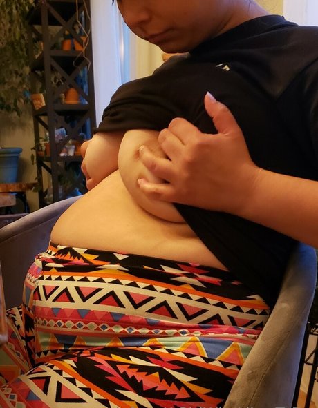 Agirlwholikestoeat Profile pic