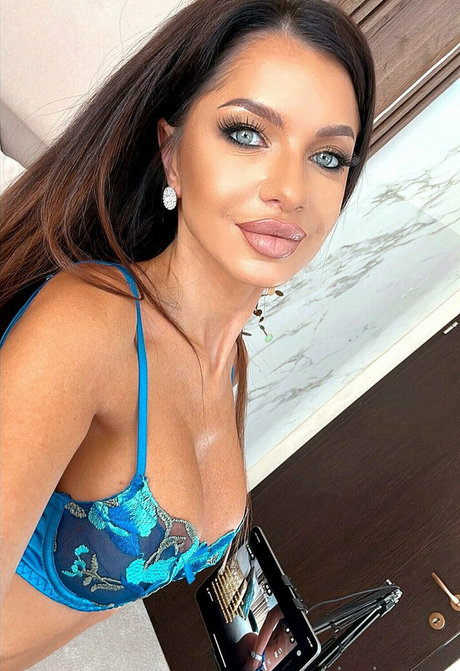 Anisyia_ pornstar sexy pictures