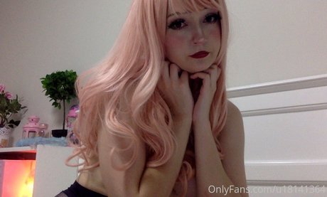 Bambiskii porn star photo