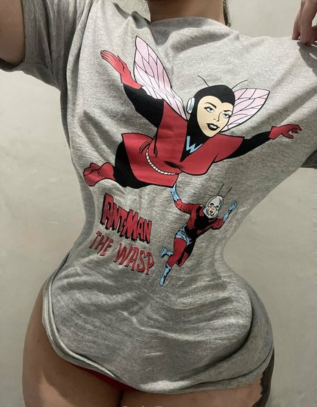 Maya Nerd top actress pictures