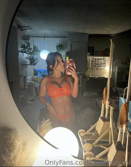 Taylor Satomi star xxx archive