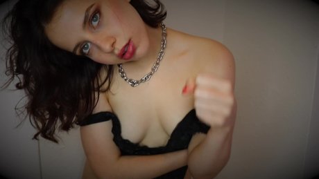 Princess Violette hot actress picture