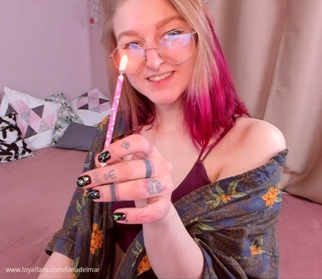 Lana Delmar pornstar exclusive image