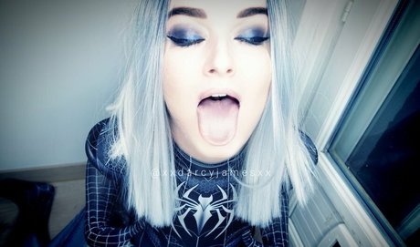 darcyjames free model image