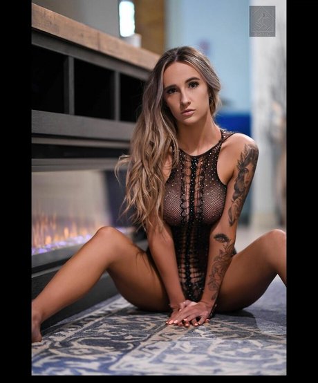 Sassy Savvvy nudes star archive