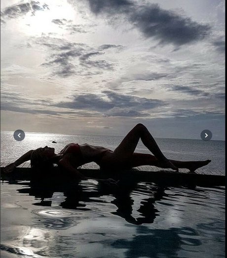 Tatiana Laurens high quality star pic