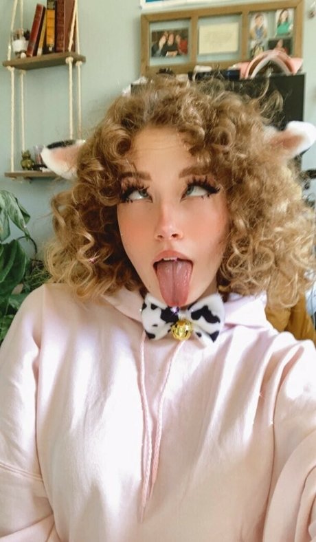 Kawaiikalikun nude pornstar picture