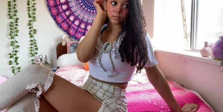 ASMR Aspen pornstar beautiful img