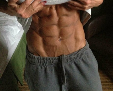 Theresa Ivancik hd model pic