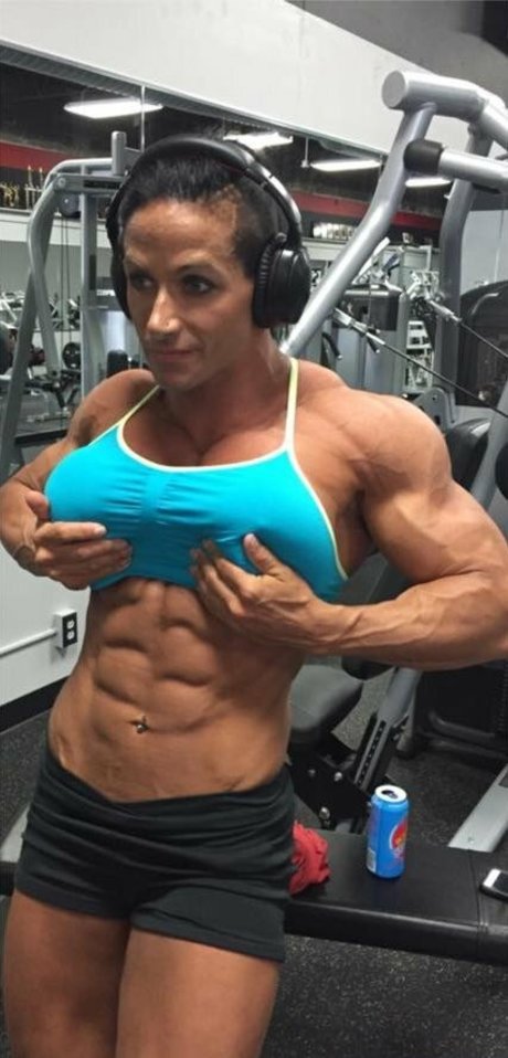 Theresa Ivancik star nice photo