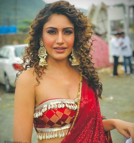 Surbhi Chandna erotic model gallery