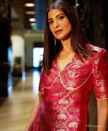 Aahana Kumra perfect actress img