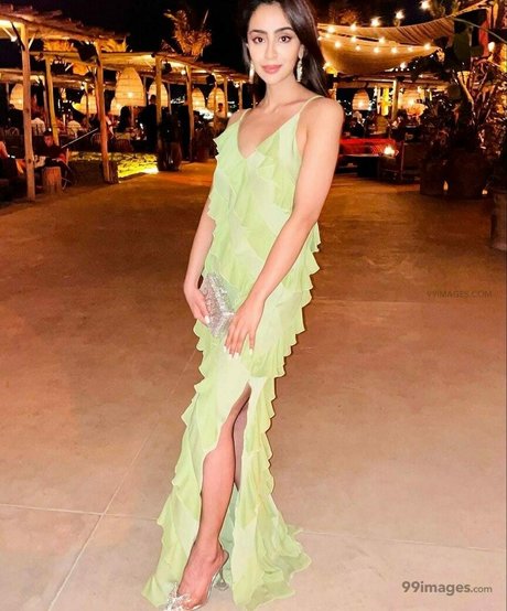 Musskan Sethi pornographic model pictures