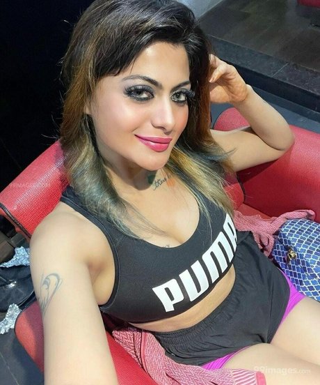 Suhaani Laskar exclusive model pictures