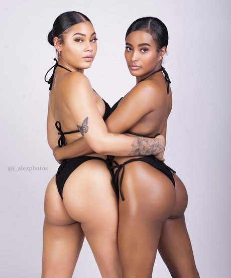 Fine Chyna nude model pics