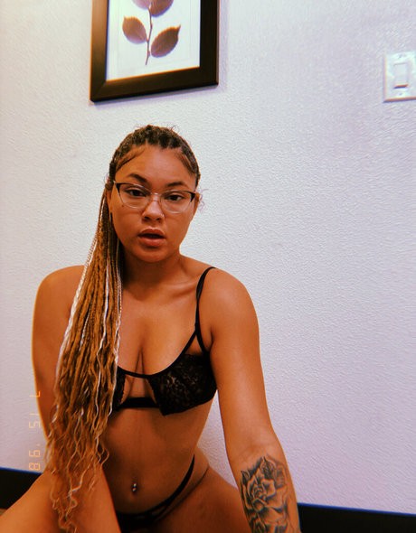 Fine Chyna perfect star pictures