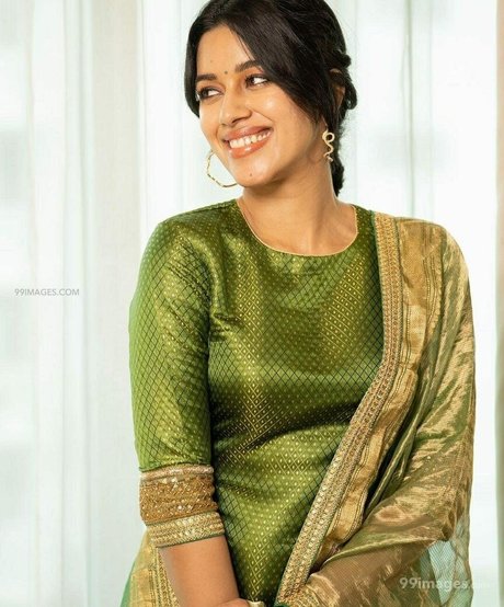 Mirnalini Ravi hd star picture