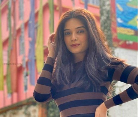 Bhavika Sharma model pornographic image