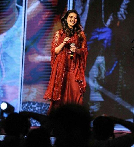 Ketika Sharma model exclusive picture