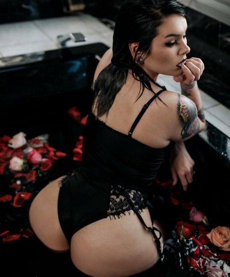 w waifu pornstar perfect images