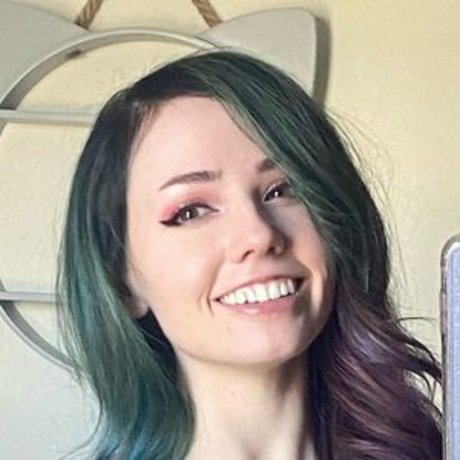 Charleemanderz perfect pornstar image