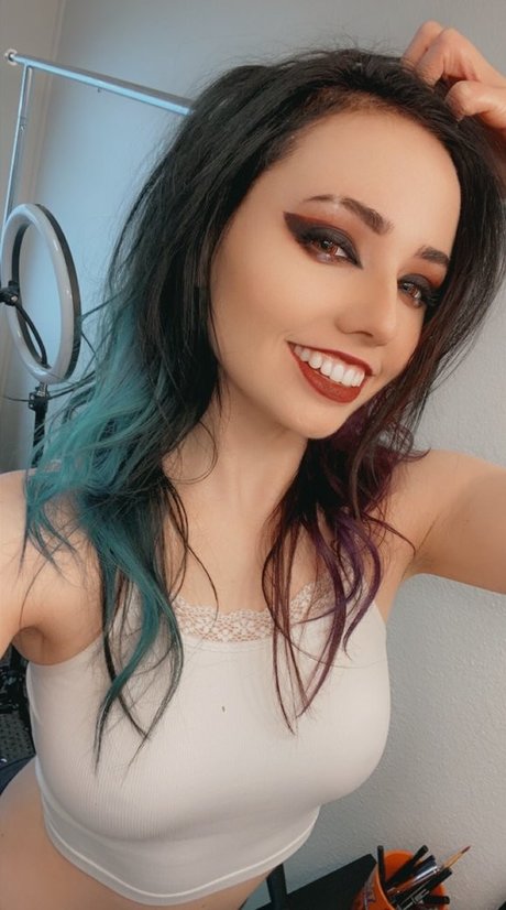 Charleemanderz porn star archive