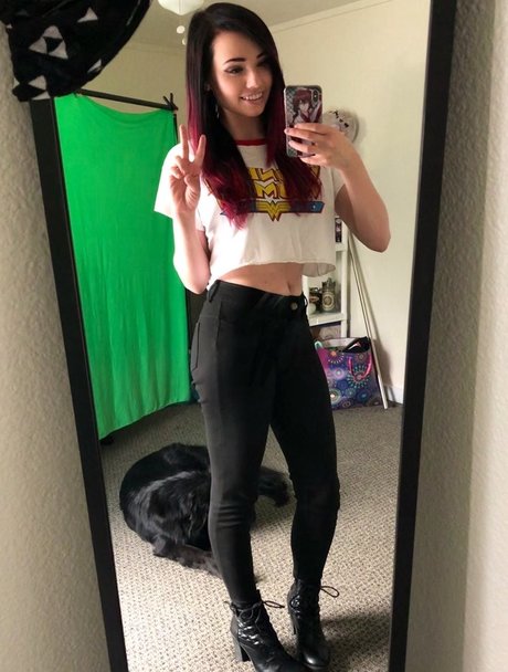 Charleemanderz pornstar xxx images