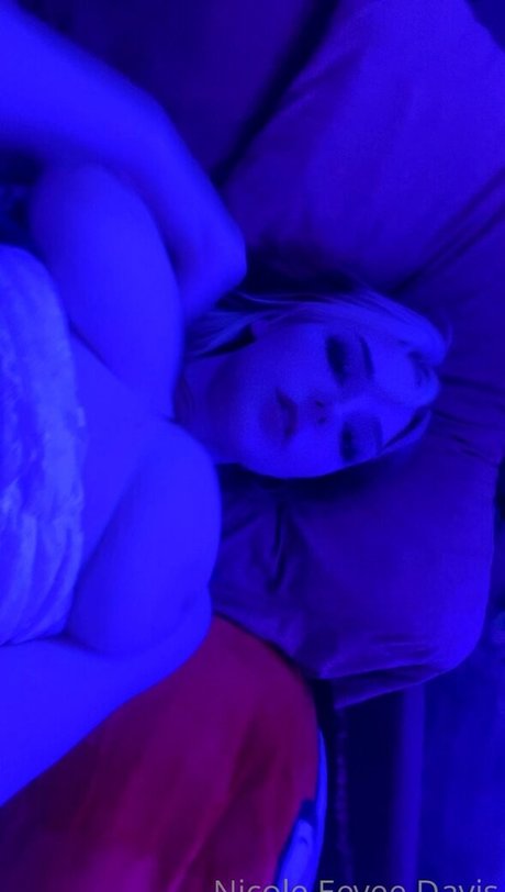 Eevee Nicole Davis pretty pornstar photos