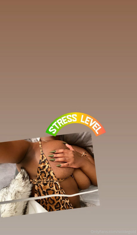 Soldegold model nude img
