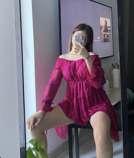 buseeylmz97 nudes model images