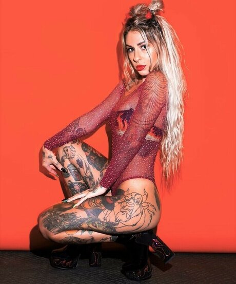 Shelly Bombshell Benson star porn archive