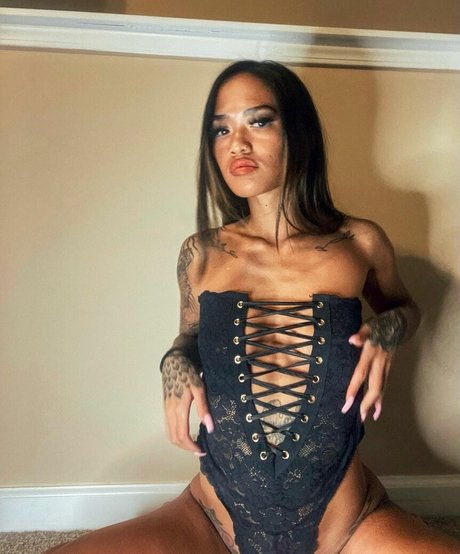 Grace Jay Hunt erotic actress photo