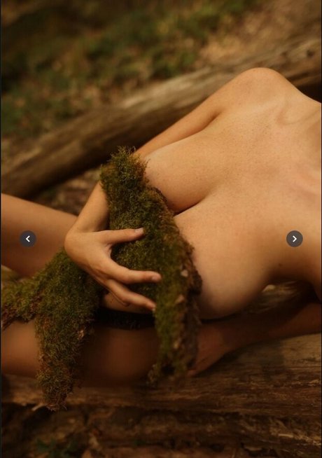 Swanwithlove pretty model img