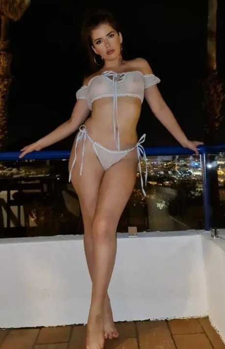 Alexa Jane M perfect model image